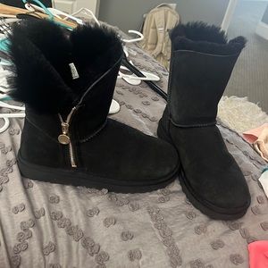 women’s ugg boots size 8 - slightly worn